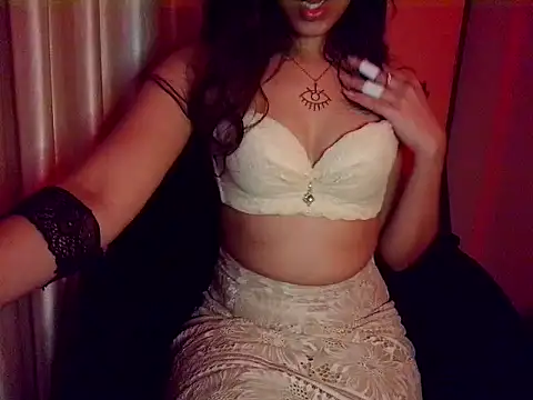 Snapshot of redruby_xoxo chatting on 11, 11, 2025 redruby xoxo online show from 11, 11, 2025