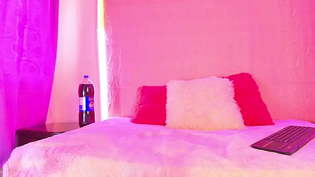 Baby Kinky- online show from 18, 9, 2025