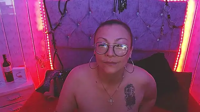 Susanahotsexxx online show from 4, 11, 2025