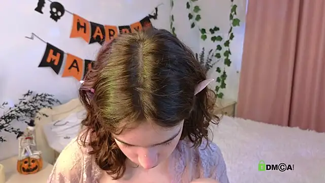 Evi Brook online show from 21, 10, 2025