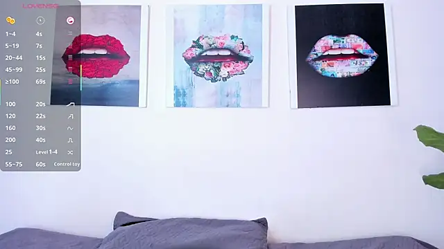 Monika-Ruiz online show from 17, 10, 2025