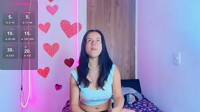 Snapshot of mady_gh chatting on 26, 11, 2025 mady gh online show from 26, 11, 2025