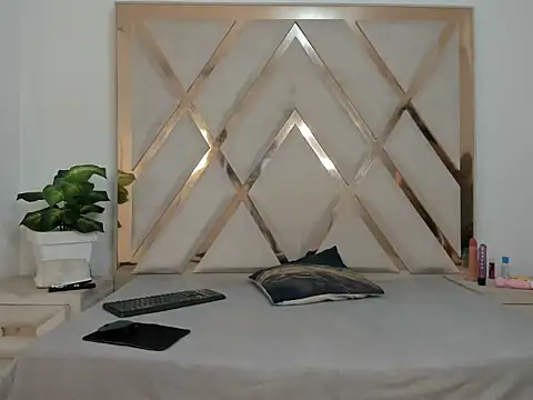 arielasm online show from 28, 9, 2025