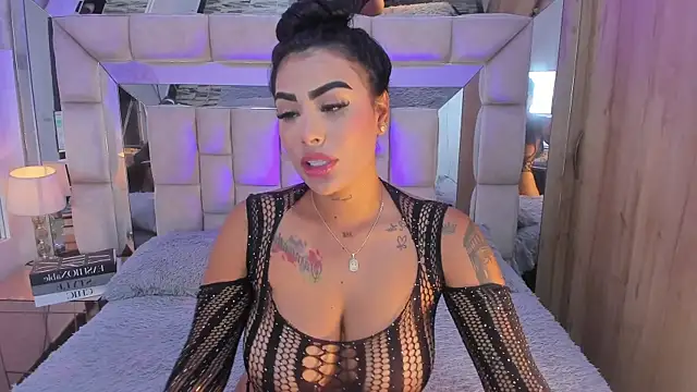 Snapshot of MaddyGray_ chatting on 20, 9, 2025 MaddyGray  online show from 20, 9, 2025