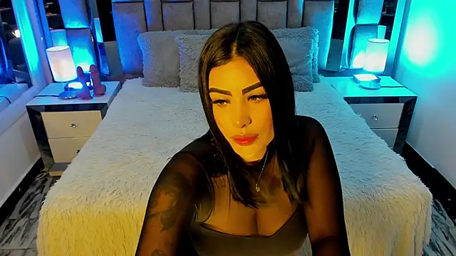 Snapshot of MaddyGray_ chatting on 5, 1, 2026 MaddyGray online show from 5, 1, 2026