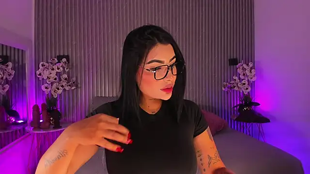 Snapshot of MaddyGray_ chatting on 28, 2, 2026 MaddyGray online show from 28, 2, 2026