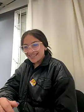 Alyha Cortes online show from 29, 10, 2025