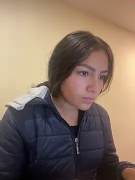 Alyha Cortes online show from 19, 3, 2026