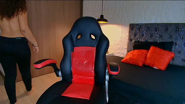 Snapshot of karol_dl chatting on 19, 11, 2025 karol dl online show from 19, 11, 2025