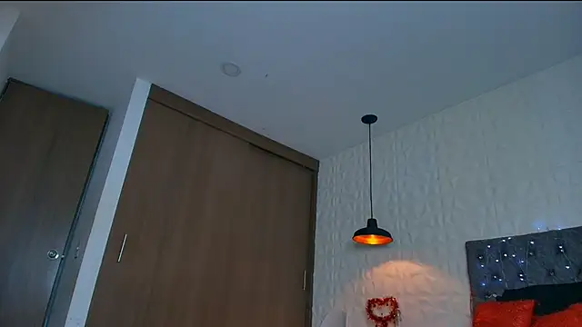 Snapshot of karol_dl chatting on 22, 11, 2025 karol dl online show from 22, 11, 2025