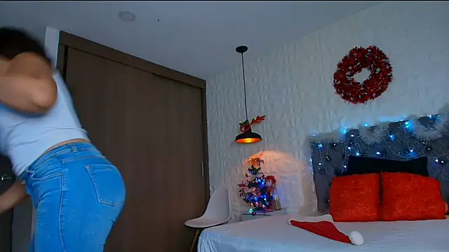 Snapshot of karol_dl chatting on 1, 12, 2025 karol dl online show from 1, 12, 2025