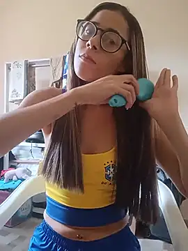 Snapshot of vivizinha27 chatting on 11, 6, 2026 vivizinha27 online show from 11, 6, 2026