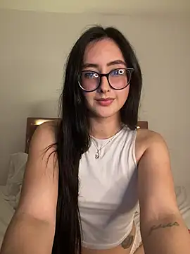 Snapshot of Just_Isaa chatting on 27, 11, 2025 Just Isaa online show from 27, 11, 2025