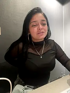 Emily Rivers  online show from 25, 10, 2025