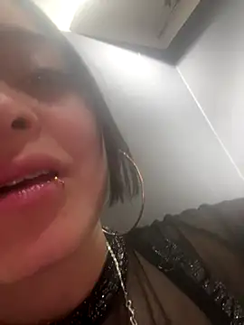 Emily Rivers  online show from 27, 10, 2025