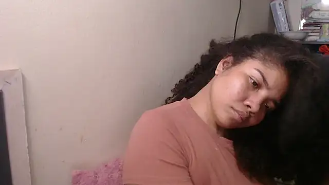 Snapshot of madelene chatting on 7, 3, 2025 madelene online show from 7, 3, 2025