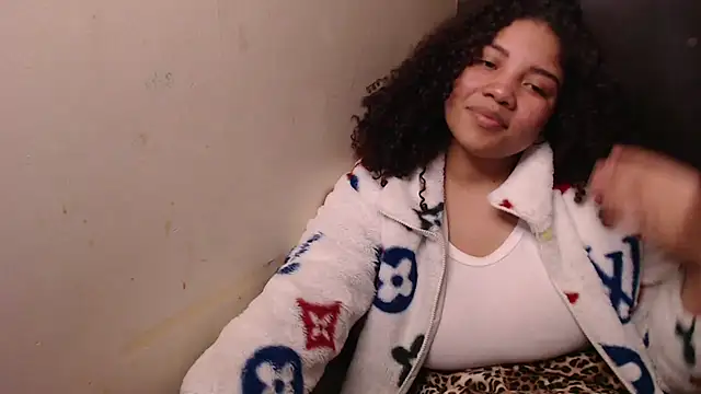 Snapshot of madelene chatting on 15, 9, 2025 madelene online show from 15, 9, 2025