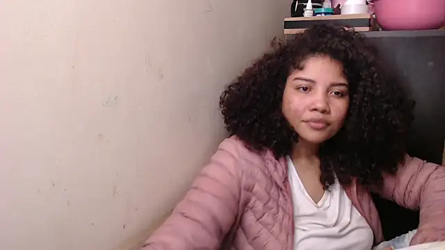 Snapshot of madelene chatting on 24, 9, 2025 madelene online show from 24, 9, 2025