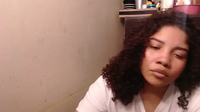 Snapshot of madelene chatting on 29, 9, 2025 madelene online show from 29, 9, 2025