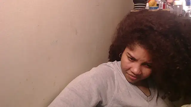 Snapshot of madelene chatting on 10, 10, 2025 madelene online show from 10, 10, 2025