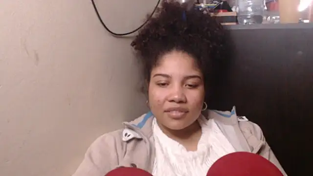 Snapshot of madelene chatting on 21, 11, 2025 madelene online show from 21, 11, 2025