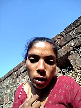 Snapshot of Sonam_mehta chatting on 9, 11, 2025 Sonam mehta online show from 9, 11, 2025