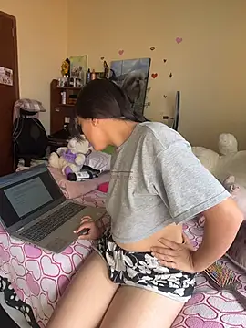 Snapshot of MiaRousexxx_ chatting on 20, 11, 2025 MiaRousexxx online show from 20, 11, 2025