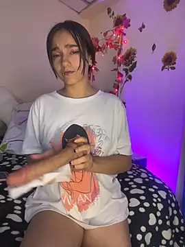 Snapshot of MiaRousexxx_ chatting on 28, 11, 2025 MiaRousexxx online show from 28, 11, 2025