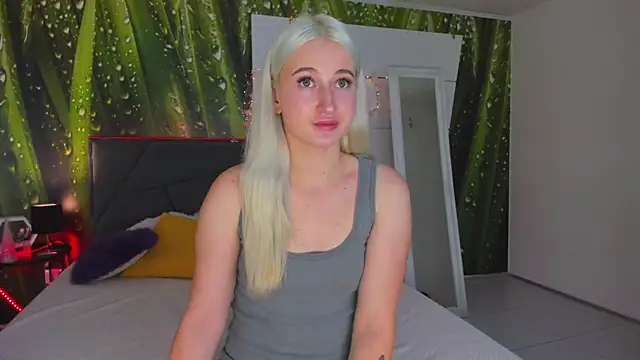 HollyTailors online show from 29, 10, 2025