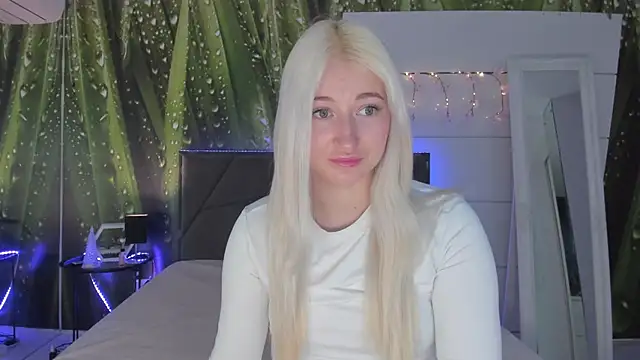 HollyTailors online show from 18, 3, 2026