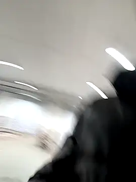 huanhuanaaaaa online show from 5, 3, 2026