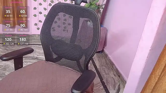 Snapshot of heyy_kiran chatting on 12, 10, 2025 heyy kiran online show from 12, 10, 2025