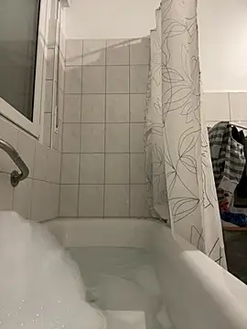 Emilia Mausi online show from 16, 2, 2026