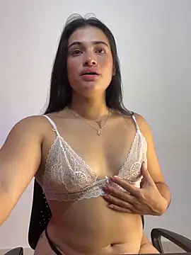 Snapshot of alice_shyness chatting on 20, 10, 2025 alice shyness online show from 20, 10, 2025