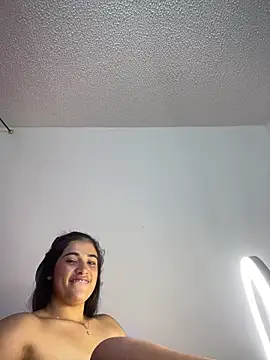 Snapshot of alice_shyness chatting on 1, 11, 2025 alice shyness online show from 1, 11, 2025