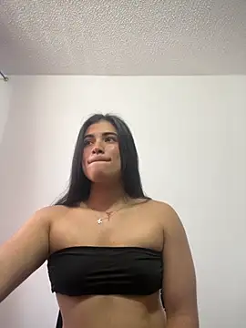 Snapshot of alice_shyness chatting on 12, 11, 2025 alice shyness online show from 12, 11, 2025