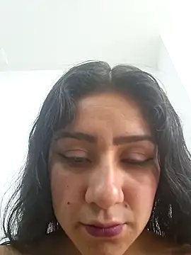 CAROLINE  07 online show from 27, 11, 2025