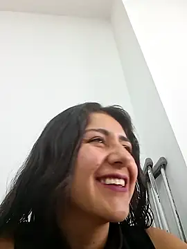 CAROLINE  07 online show from 3, 12, 2025