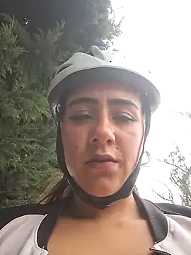 CAROLINE  07 online show from 6, 3, 2026