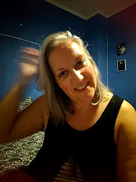 Feelineducentre online show from 21, 9, 2025