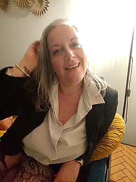 Feelineducentre online show from 7, 2, 2026