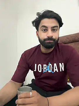 hottestboy03 online show from 24, 5, 2026