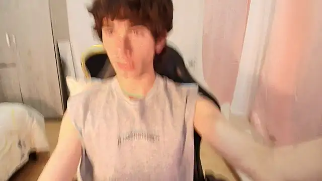 Nude Boy18 online show from 24, 9, 2025