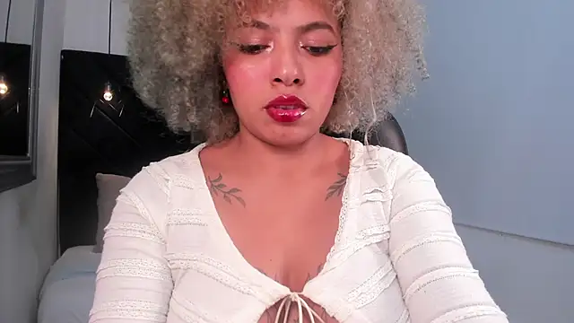 momo ayasse online show from 16, 2, 2026