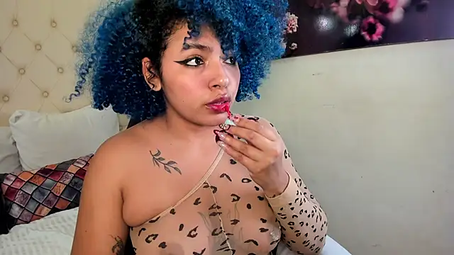 Snapshot of momo_ayasse chatting on 4, 6, 2026 momo ayasse online show from 4, 6, 2026