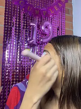 Snapshot of yumi_hanna chatting on 14, 9, 2025 yumi hanna online show from 14, 9, 2025