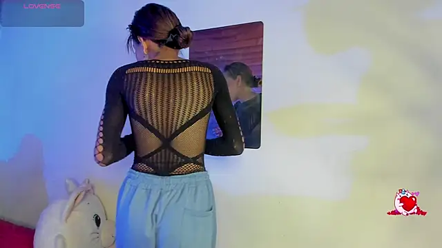 yumi hanna online show from 9, 1, 2026