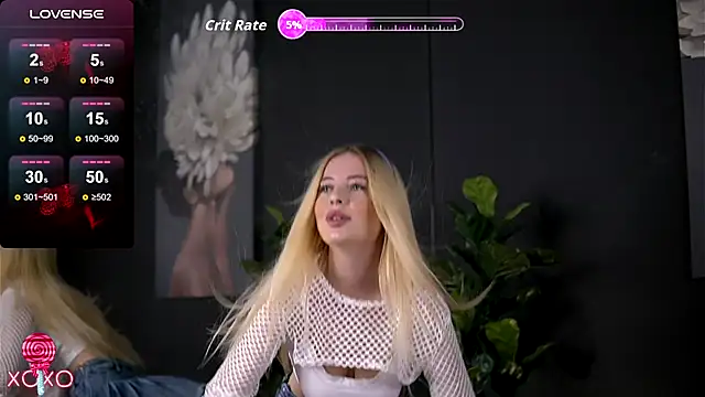 SerenaNoir online show from 4, 10, 2025