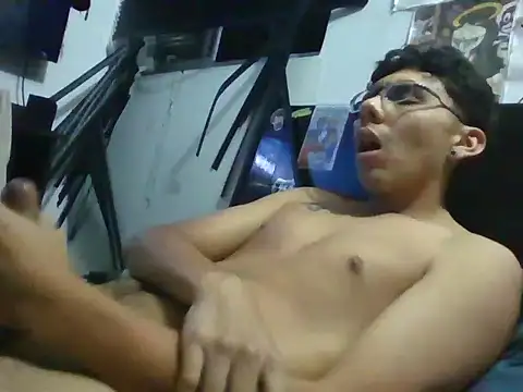 Snapshot of snopgz chatting on 5, 10, 2025 snopgz online show from 5, 10, 2025