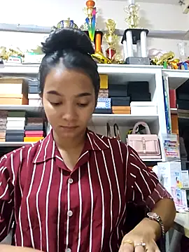 Natural Asian Girl online show from 30, 9, 2025